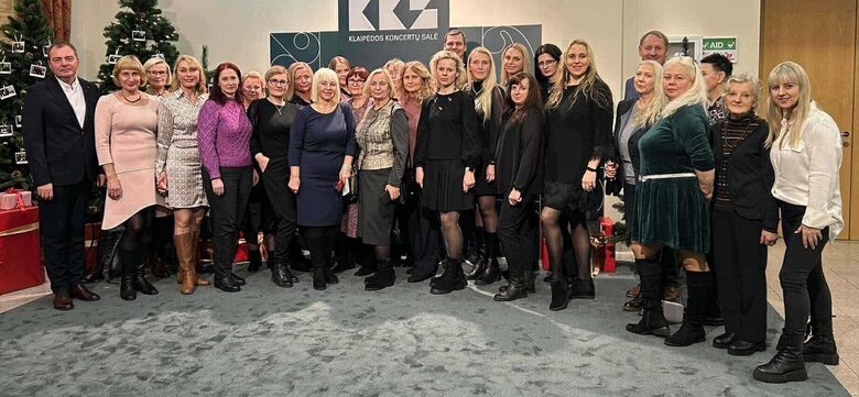 Klaipėdos-suaugusiųjų-gimnazijos-kolektyvas